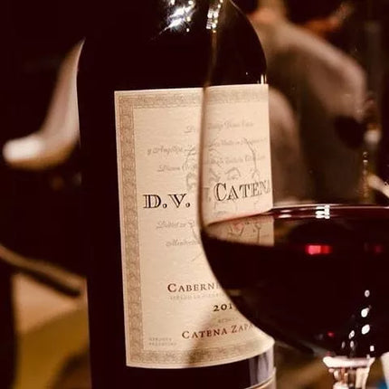 Vino Tinto DV Catena Malbec-Malbec – From Mendoza 750 ml / 25.3 oz