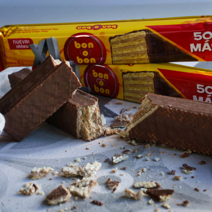 Bon o Bon Chocolate Wafer Filled with Peanut Butter, 600 g / 21.2 oz (Box of 20 units)